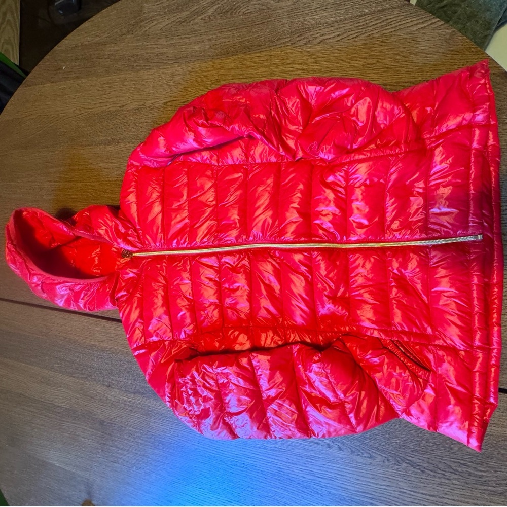 Michael Kors Red Puffer Jacket Glossy Quilted Design